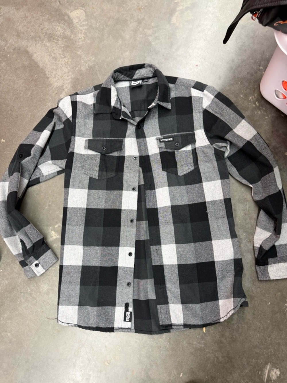 Men's Black & Gray Plaid Button-Down